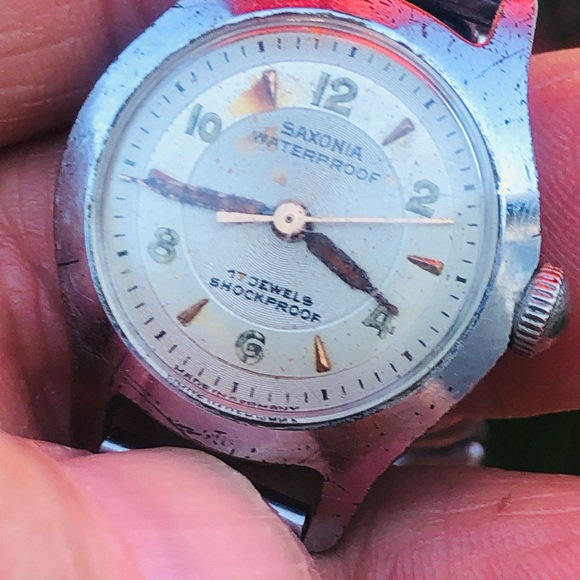 Silver Waterproof Watch - Picture 5 of 6